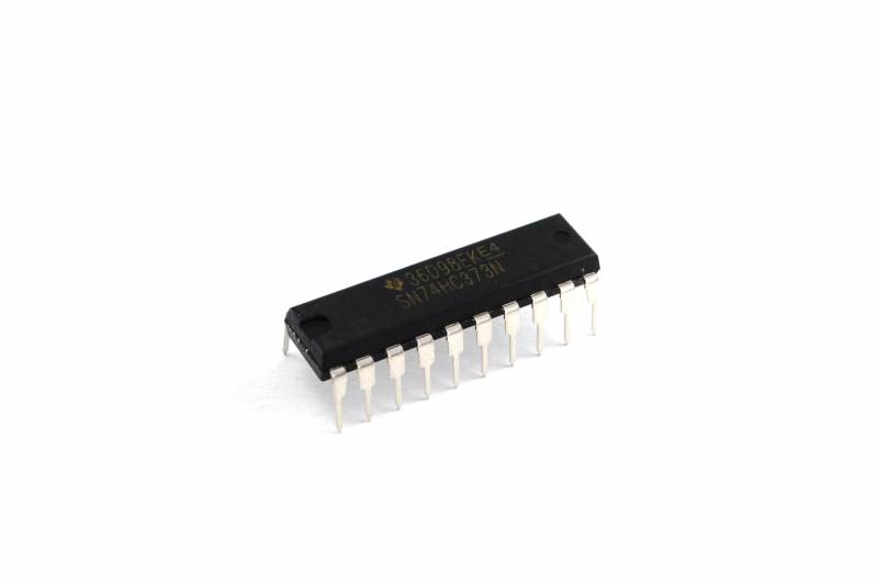 74Hc373