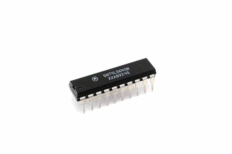 74Ls640