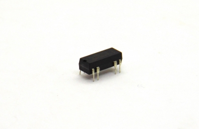 832A1