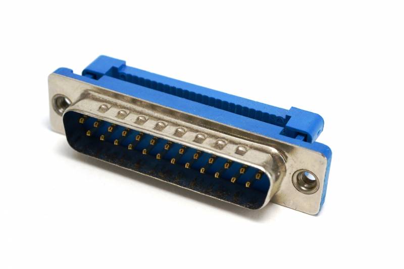 Db25M-Cp
