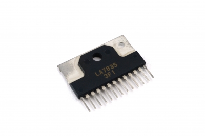 La7835