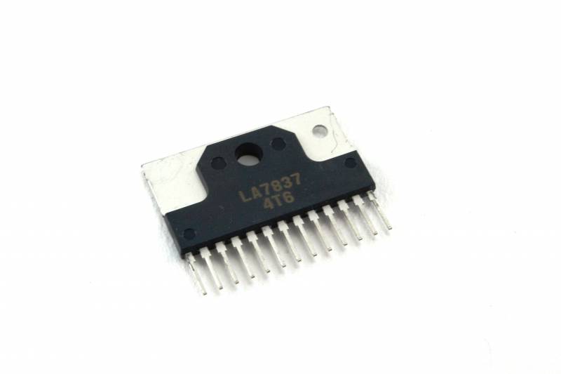La7837