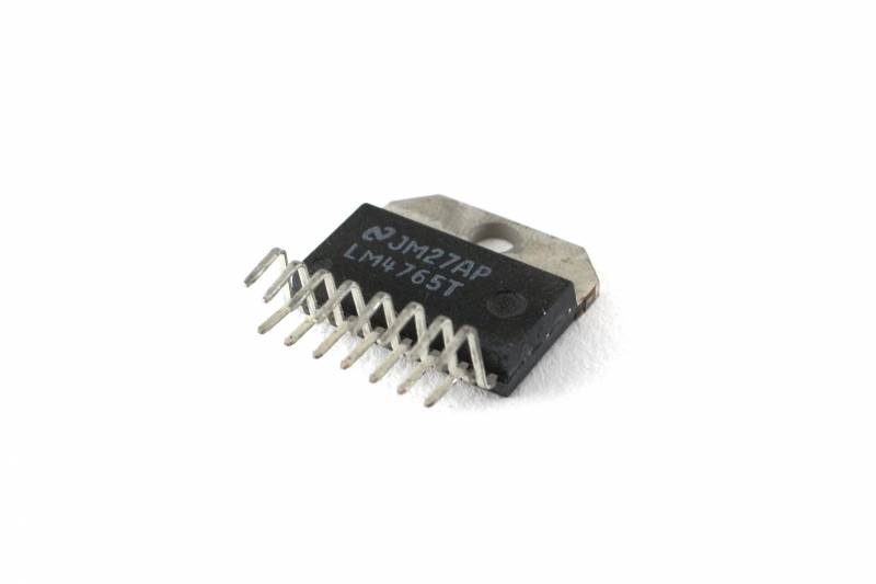 Lm4765T