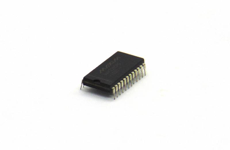 Max235Cpg