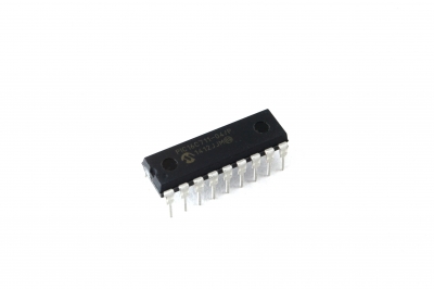 Pic16C711-04-P